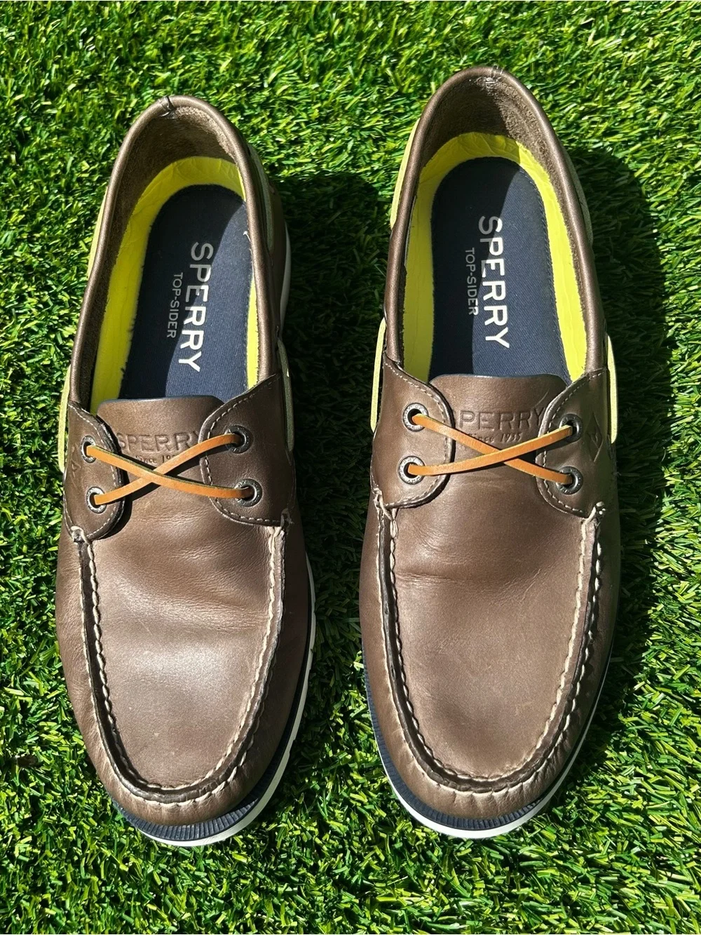 Sperry Men’s 9 Top Sider Leeward Nautical Cross Lace Boat Shoe Brown Leather